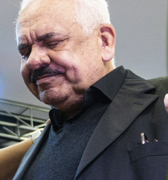 Pr. Carlos